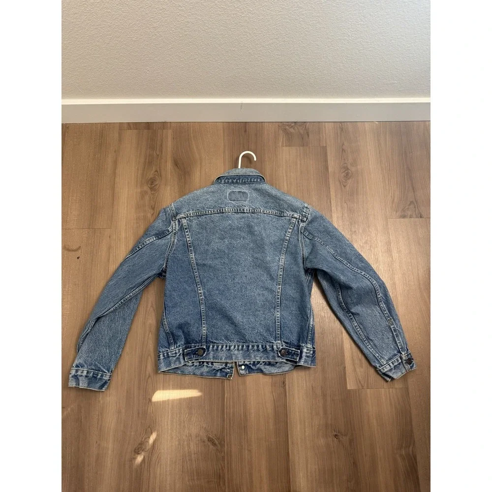 Vintage Levi's Jacket Mens 42R Medium Wash Blue Denim 70506-0216 Trucker USA 80s